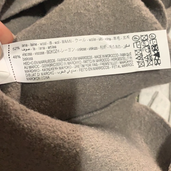 Zara Versatile Garment - Picture 5 of 6